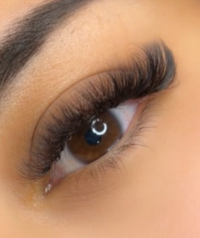 Lashes Extentions at BodySugar in Victoria, TX