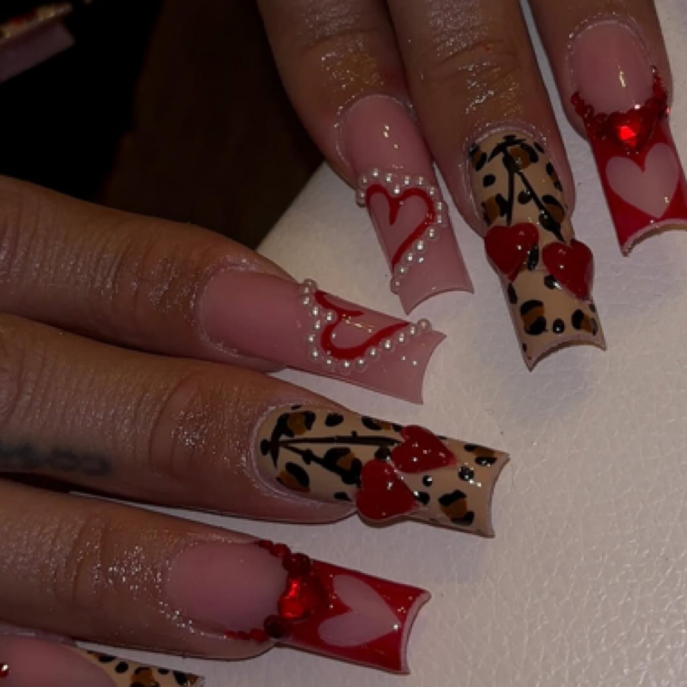 Valentine Freestyle at Airen’s Acrylics in Ozark, MO