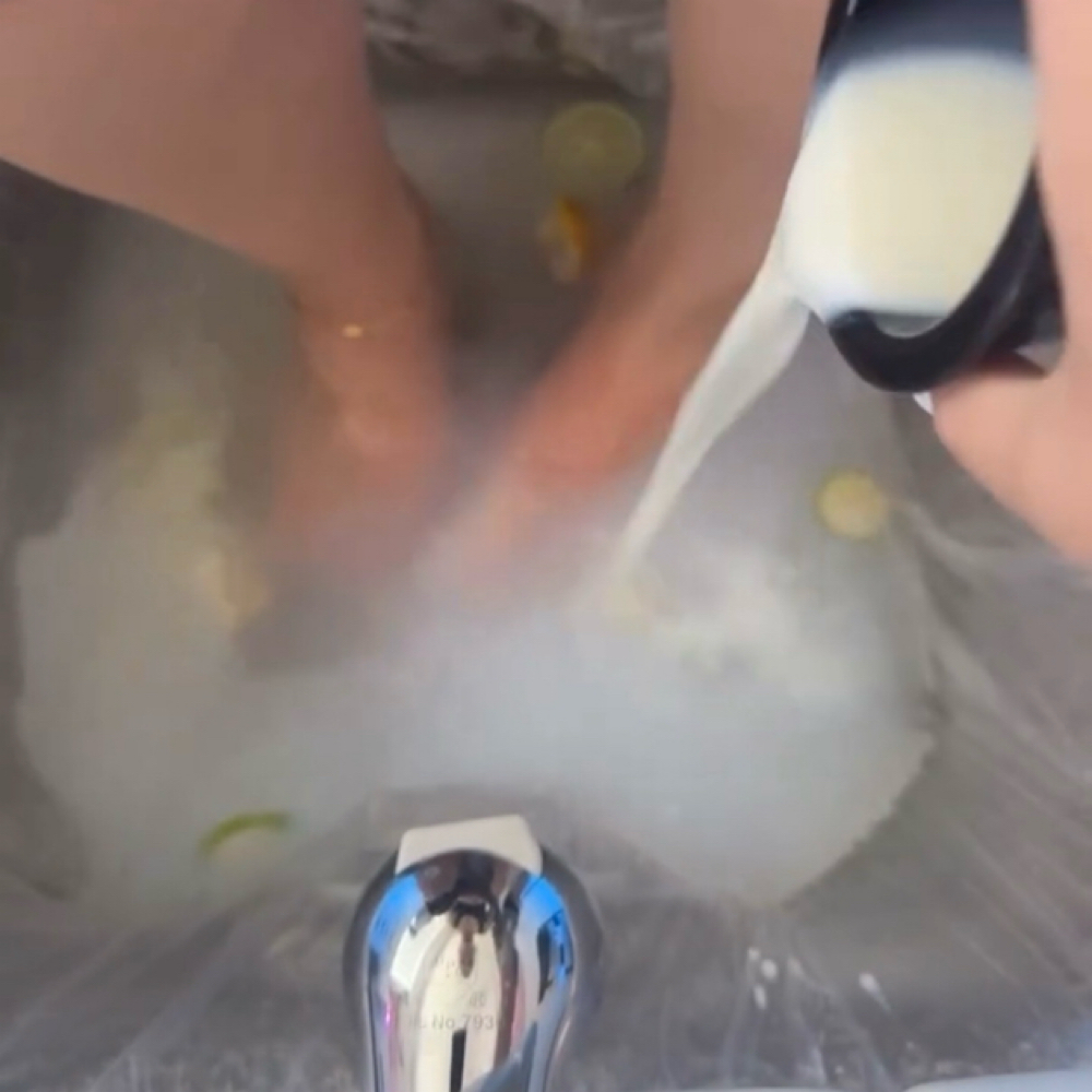 Pedicure at Nailsbylyss in Cape Coral, FL