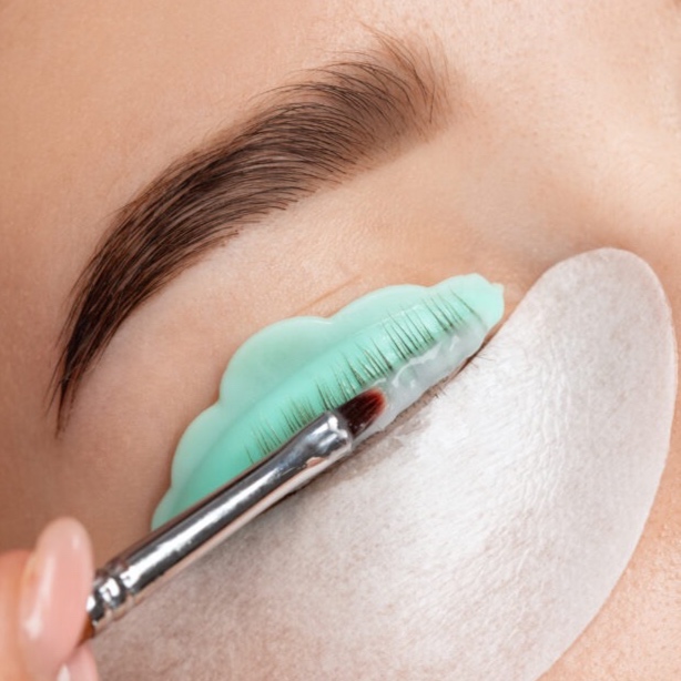 Lash Lift at Bare Beauty Essence in Lexington, OH