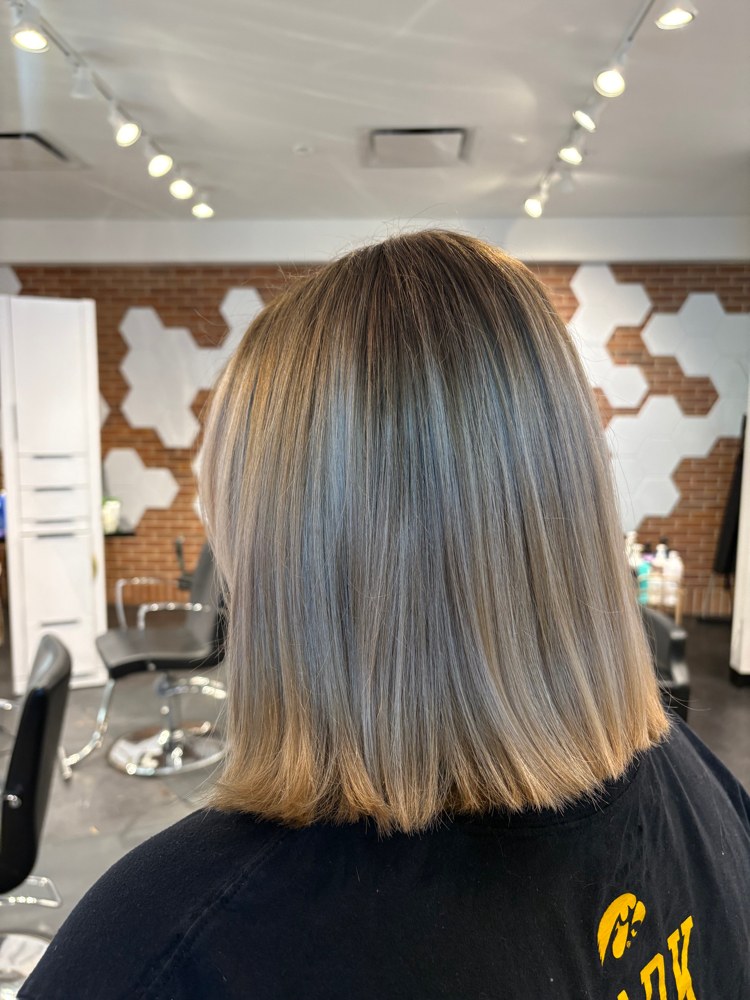Partial Custom Color / Blonding