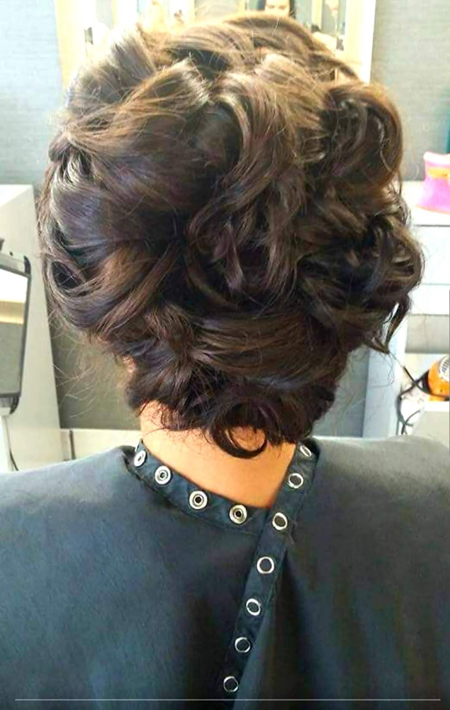 Updo  ( Formal Hair Pinning)