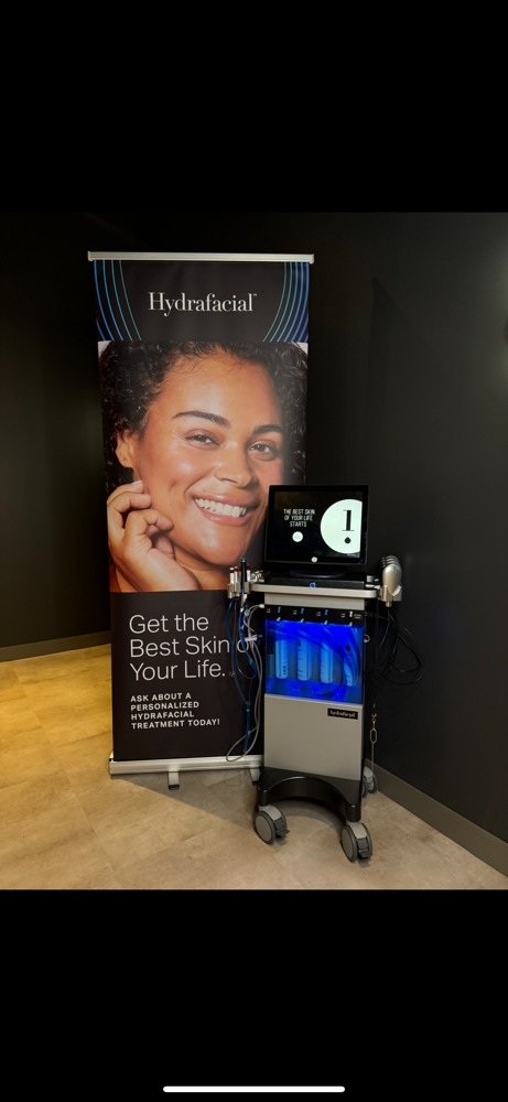 The Deluxe Hydrafacial Experience