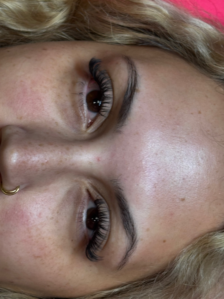 Volume Lash Extensions Full Set