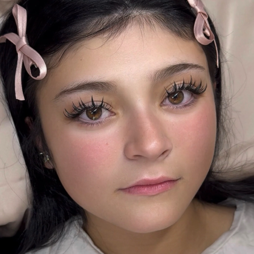 𝑨𝒏𝒊𝒎𝒆 𝑭𝒖𝒍𝒍 𝑺𝒆𝒕˙.⋆✮ at 𝑭𝒍𝒐𝒓𝒆𝒔 𝑨𝒆𝒔𝒕𝒉𝒆𝒕𝒊𝒄𝒔 𝑳𝑳𝑪 in Bloomington, IN