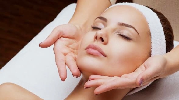 Calming Deluxe facial
