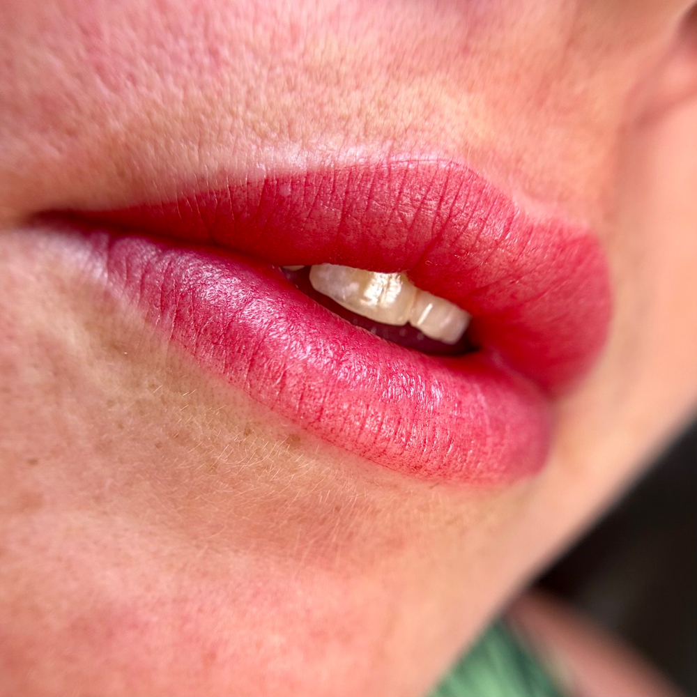 Lip Blushing Touch Up // 6-10 Weeks