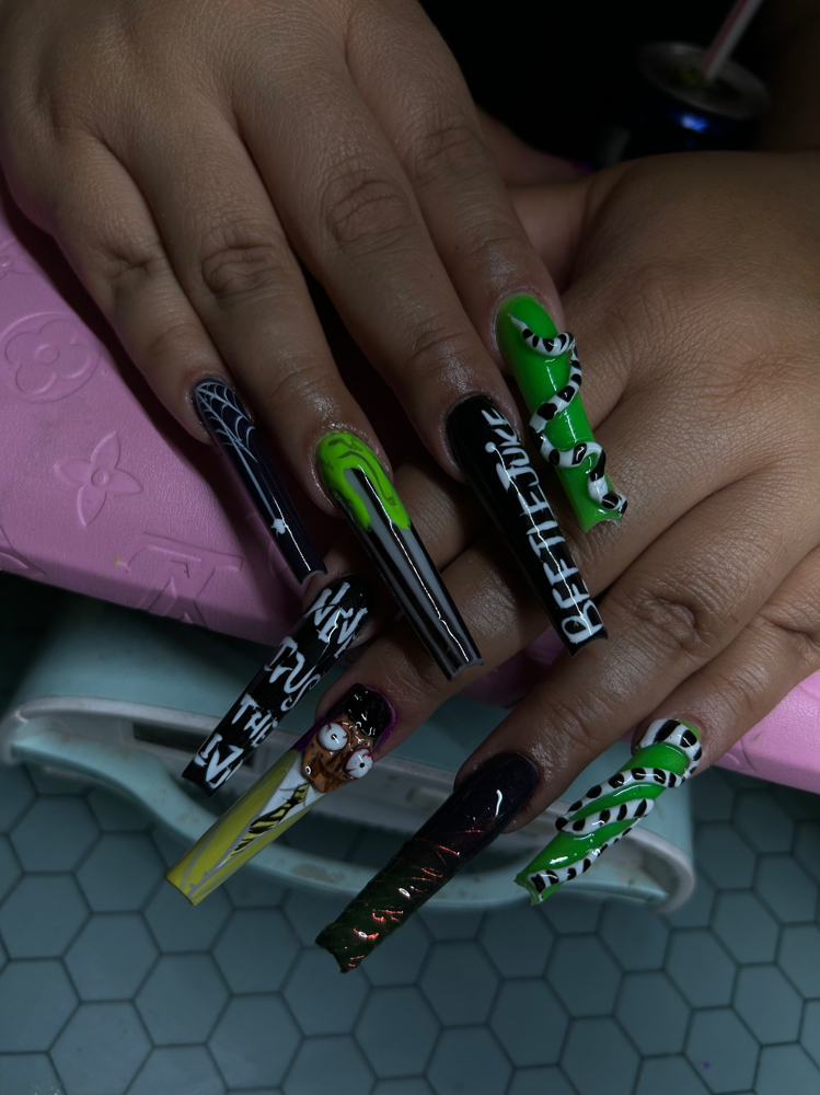 Full Art at Boss Bee Nails in Colton, CA