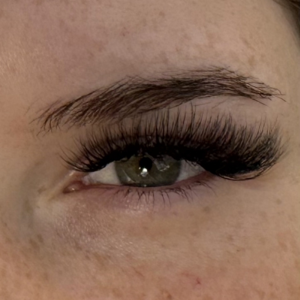 Volume Lash Extensions