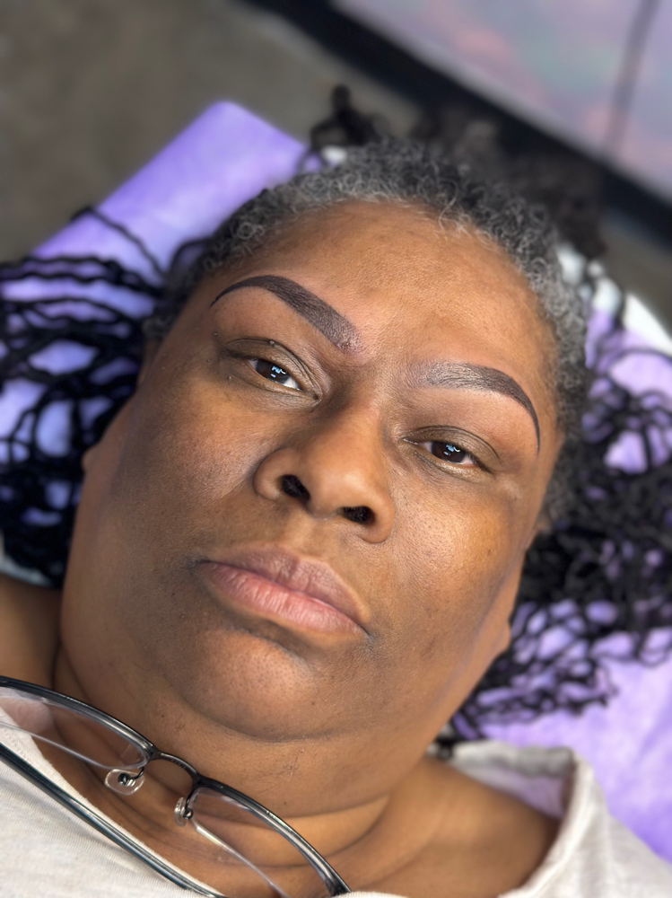 Ombre’ 6 To 8 Week Touch Up at Crystal Reneé’s Luscious Brow Bar ,Braids And More in Jonesboro, AR