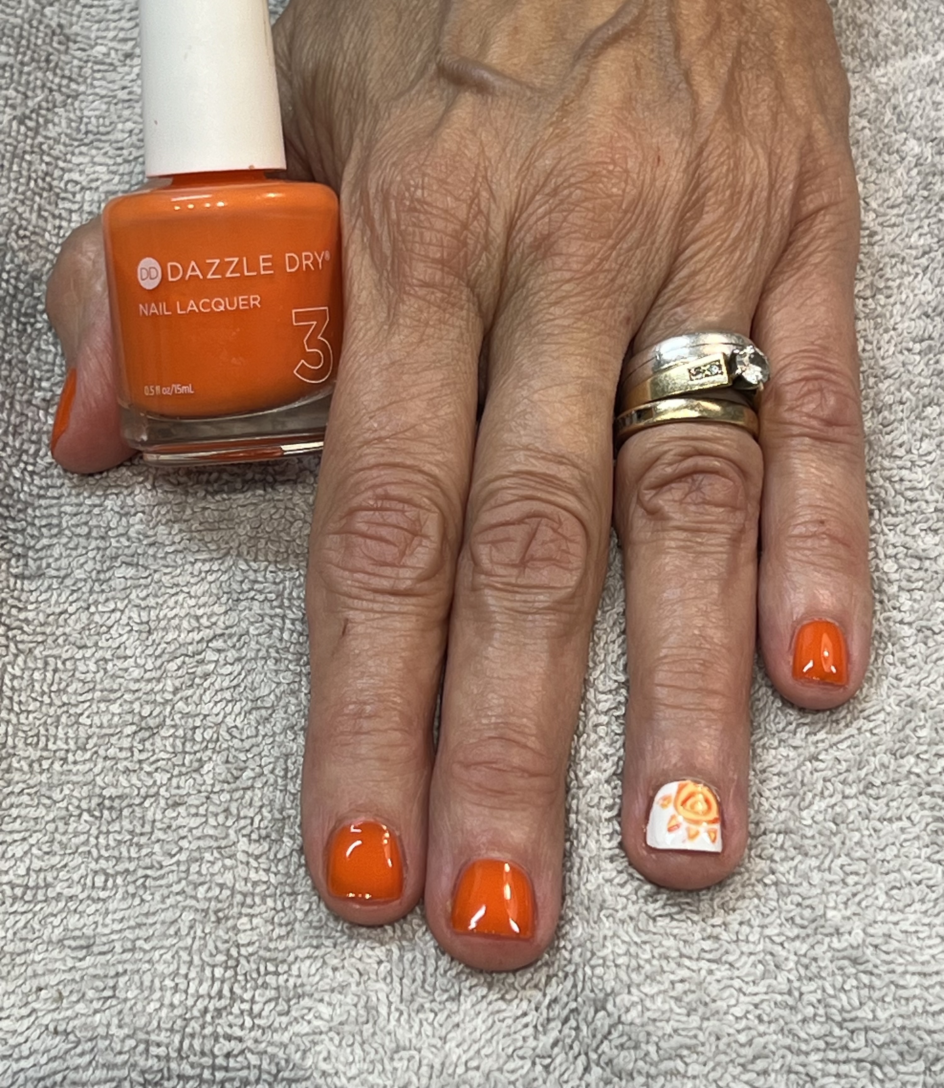 Dazzle Dry Manicure