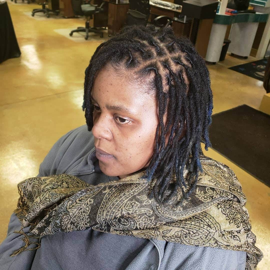 Women Locs retwist