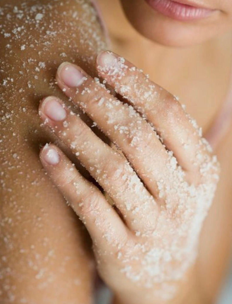 Pré Bronze E Esfoliação Corporal at Jessica Luchesi Skin Wellness in Elizabeth, NJ