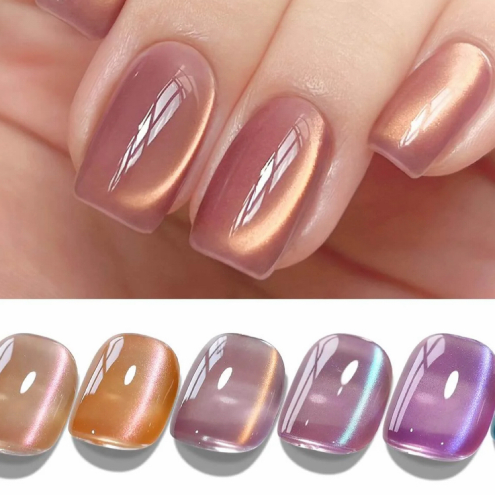 Nail Art- Cat Eye at 7 1 8 Beauty Bar in Hoboken, NJ