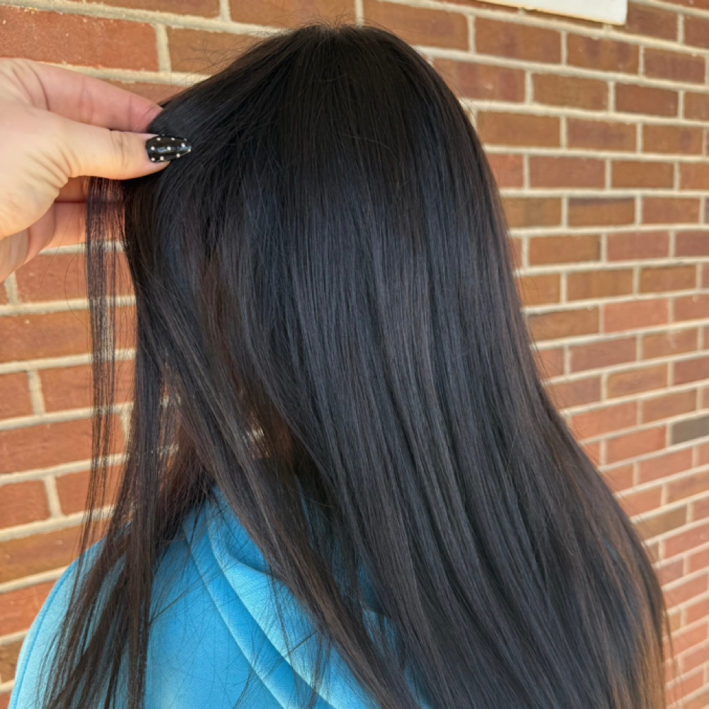 Deep Conditioning at Limitless Salon & Spa in Edinburgh, IN