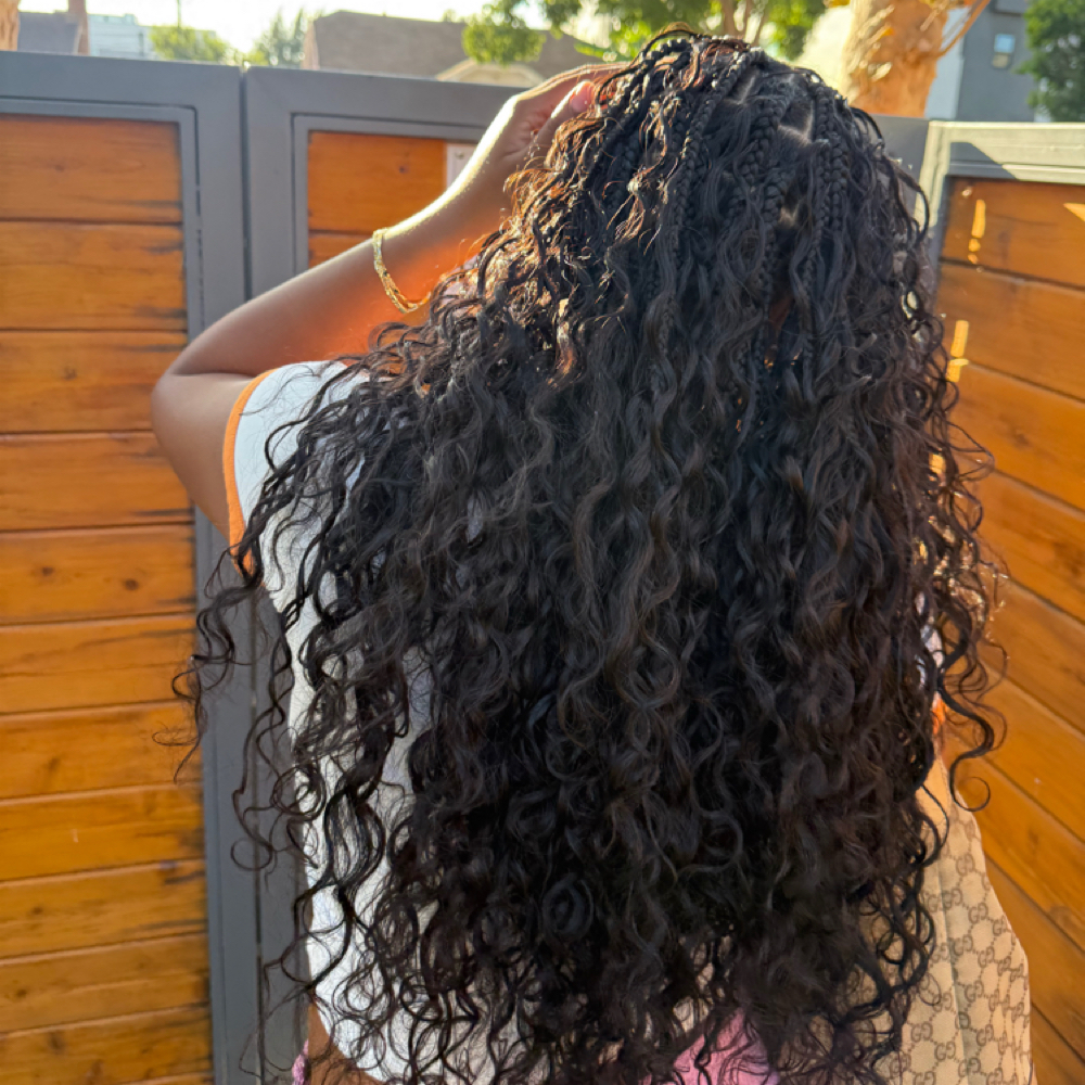 Miracle Knots at kailibraidshair in Los Angeles, CA