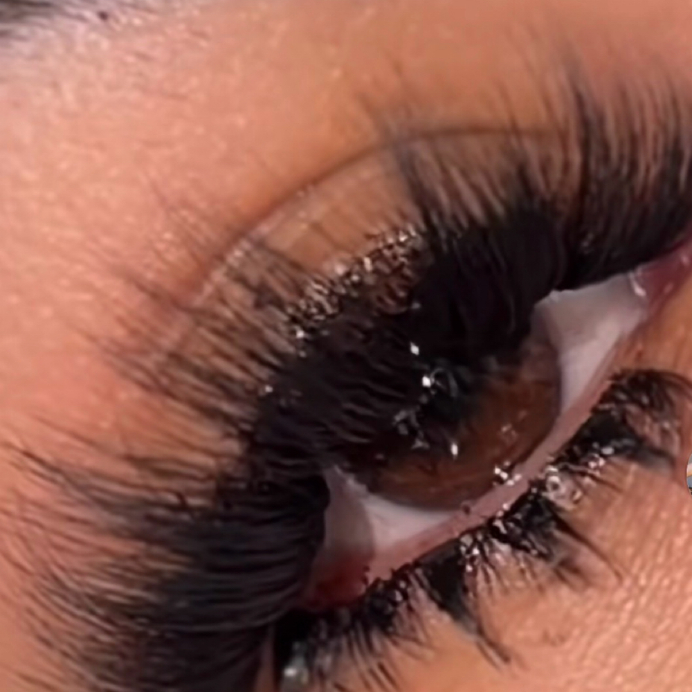 Volume Lash Cluster Set at Enrichment Lashes Kiosk in Highland, IN