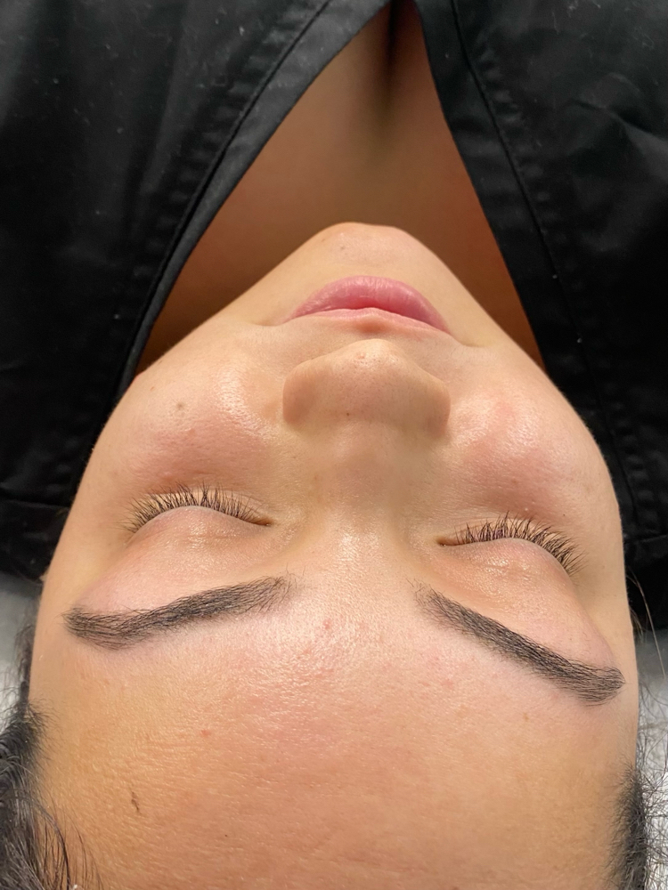Brow Shaping And Waxing