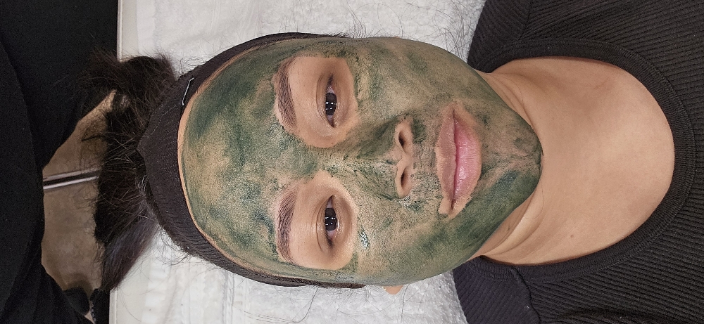 Green Sea Peel With Derma Facial