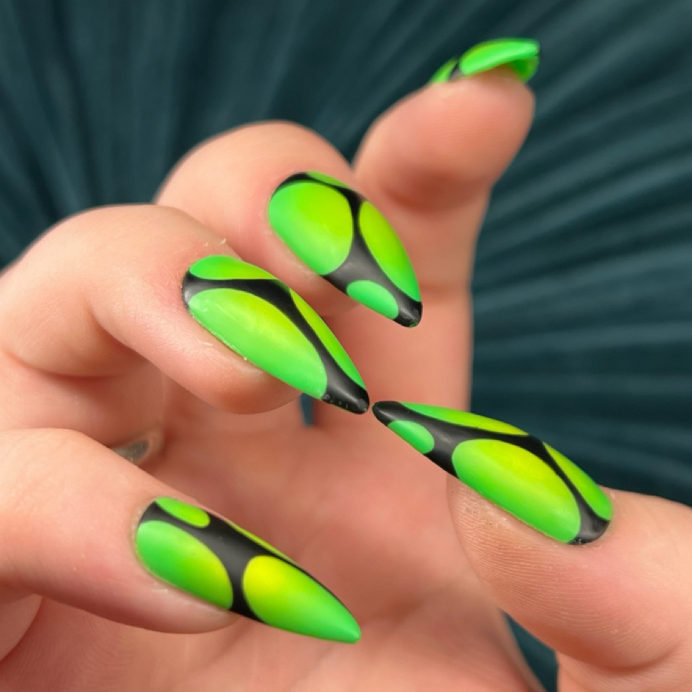 Gel-X Extension Experience at Starlight Beauty Bar LLC in Merrick, NY