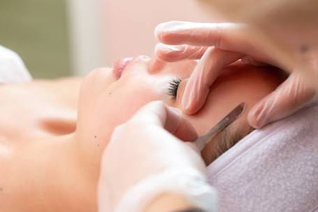 Facial With Dermaplaning