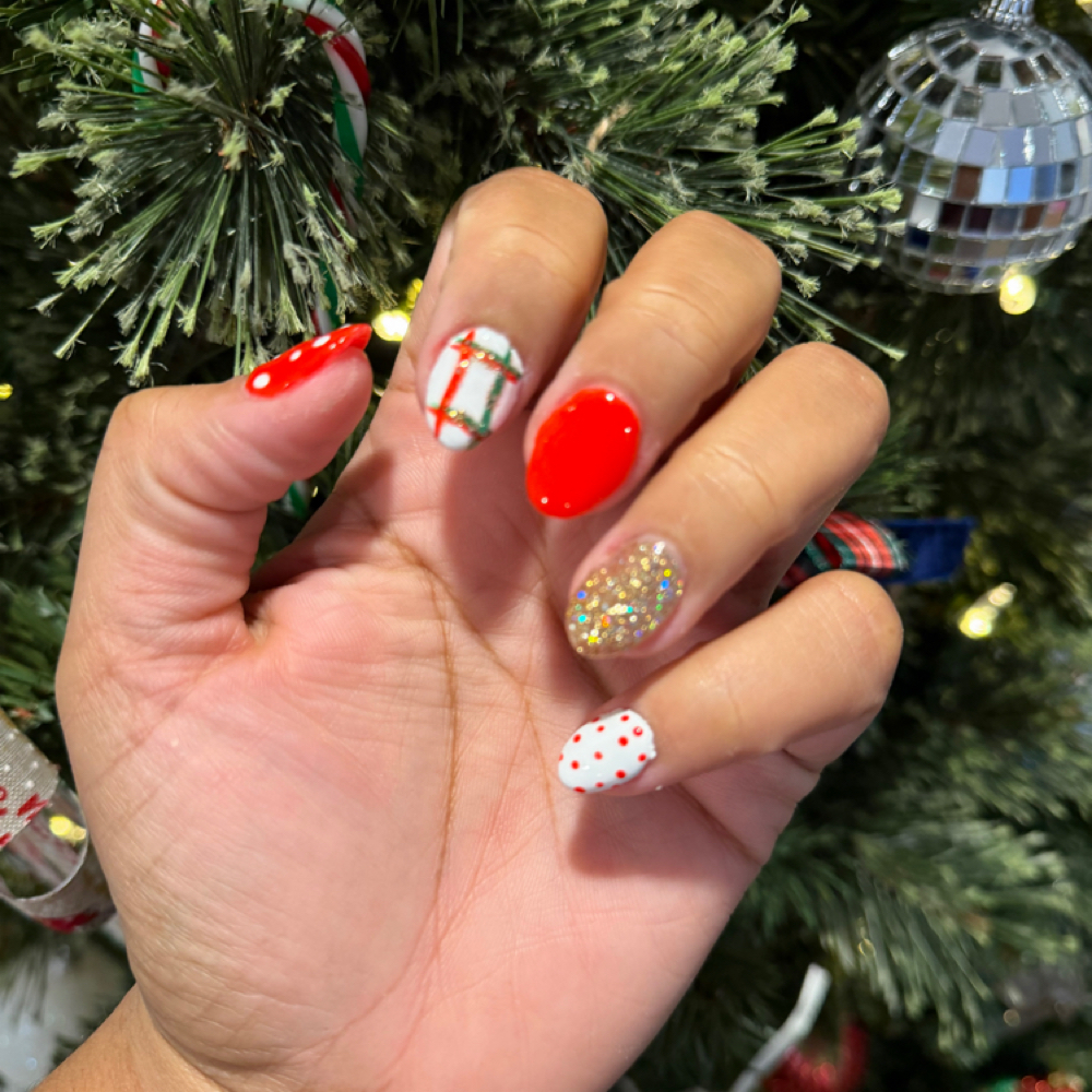 Dip on Natural Nail at Hive Hair & Nail Salon in Vevay, IN