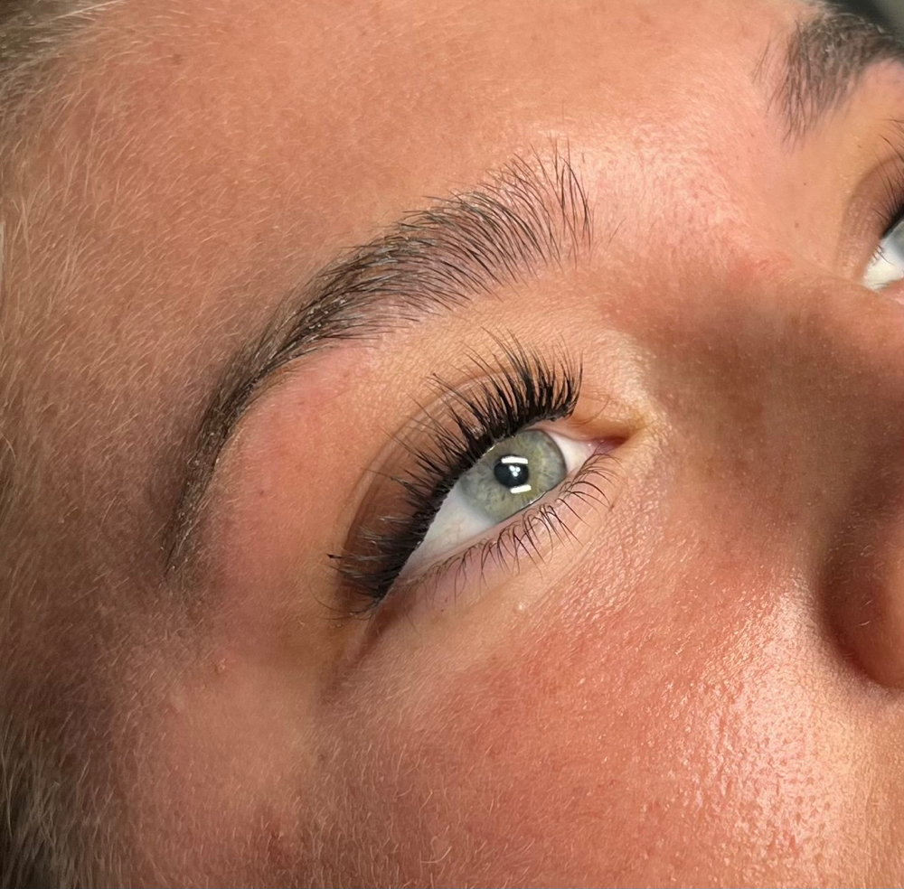 Segment Lash Extensions