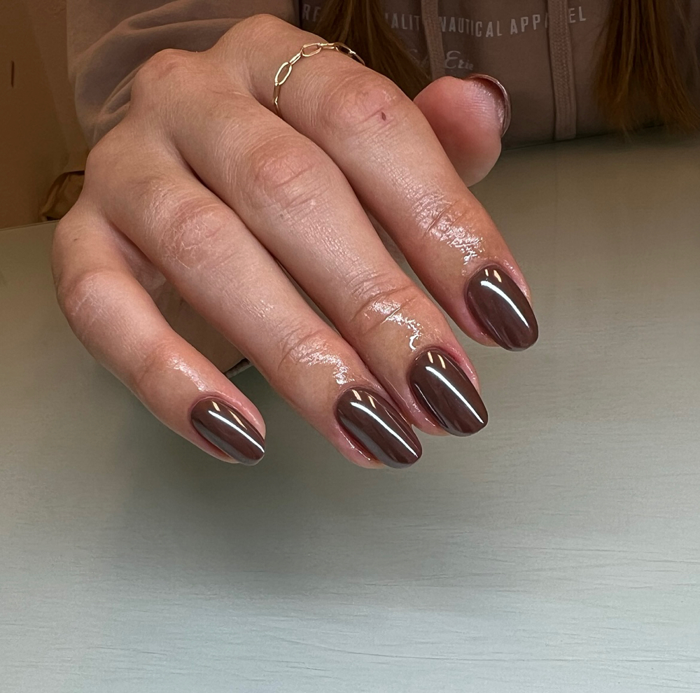 Short Structured Gel Mani