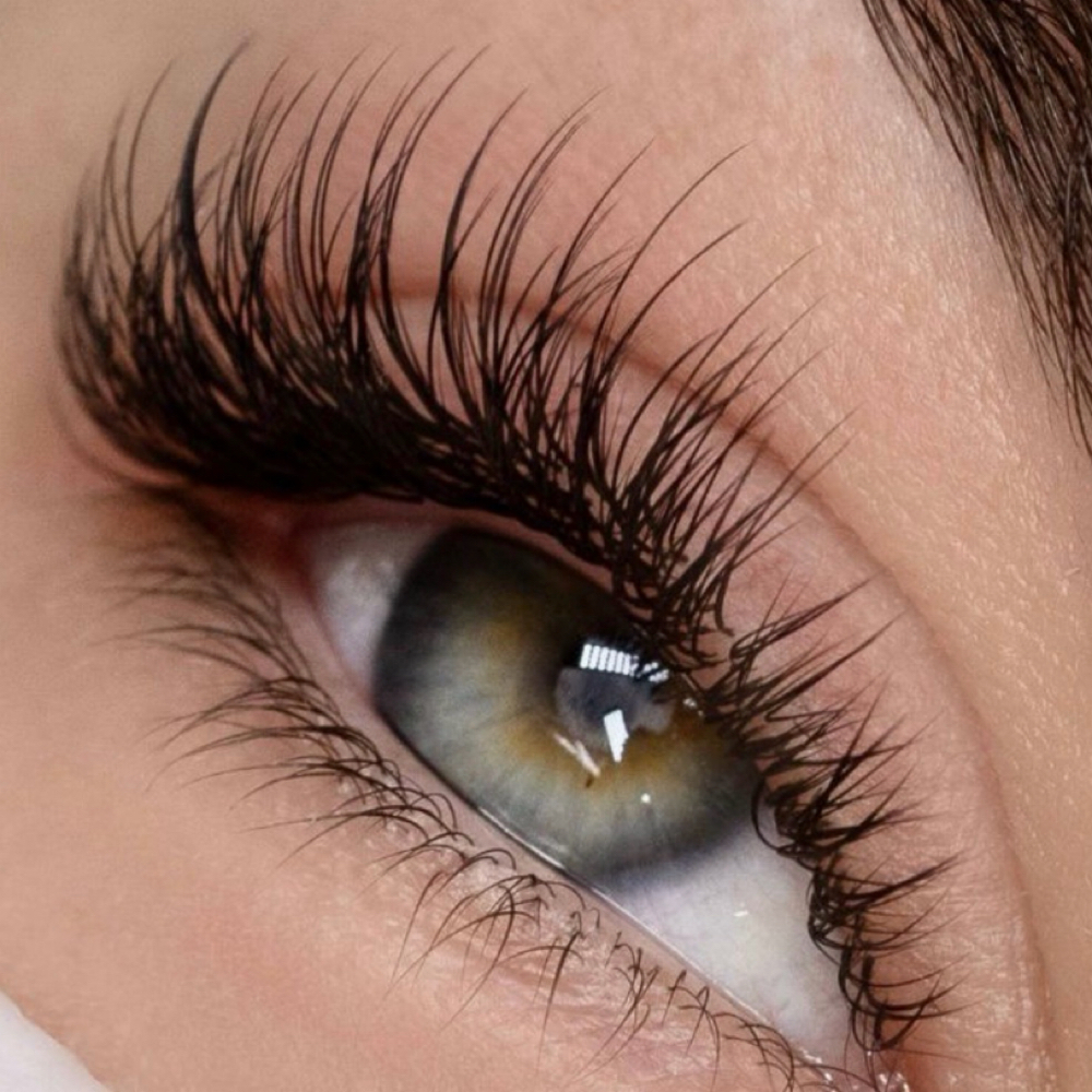 Lash Extensions at BLAZEBODYSPA & BEAUTY BAR in TINLEY PARK, IL