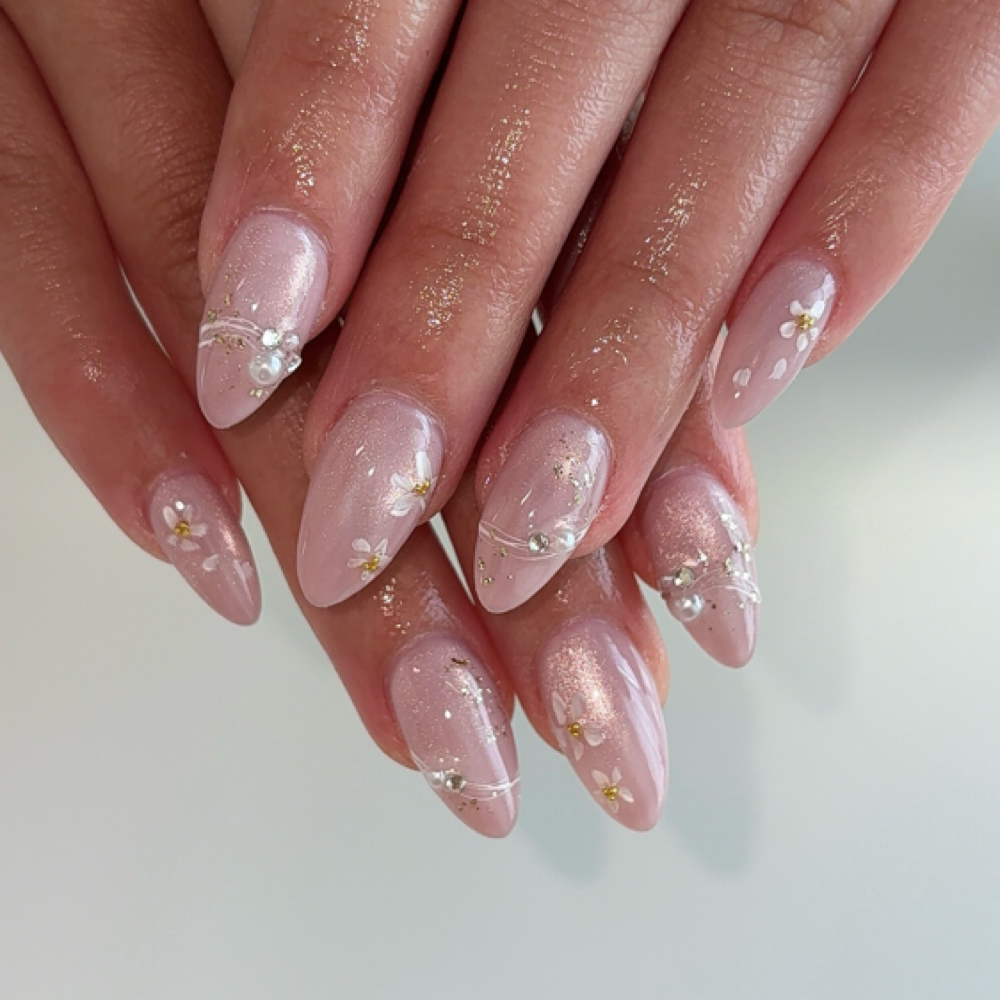 Short Gel-x at CHIABEAUTY in Oakdale, MN