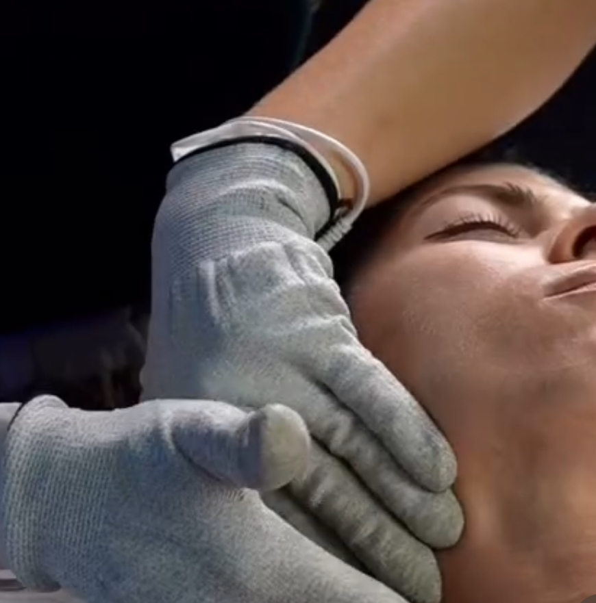 Microcurrent Facial