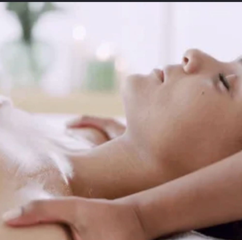 Neck, Shoulder And Hand Massage at Esthetics Amor LLC in Wellington, FL