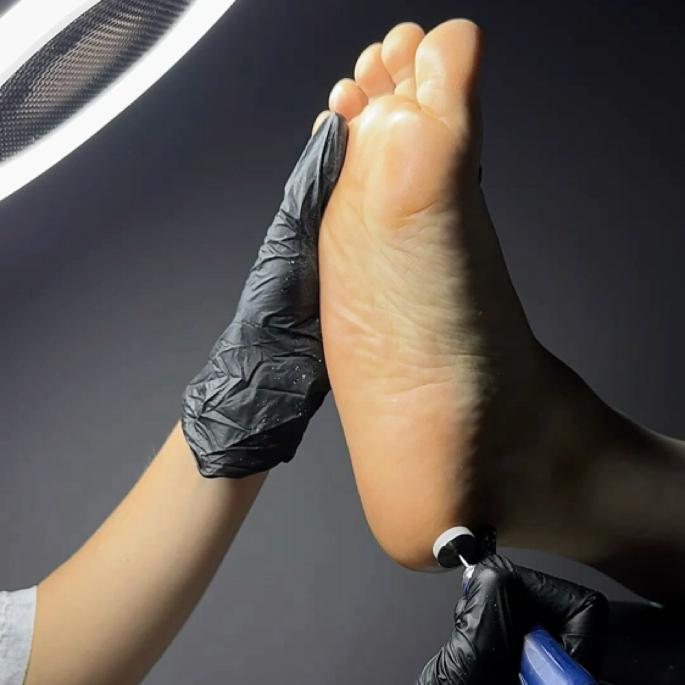 Smart Pedicure with Gel at Kamiglow beauty in WURTSBORO, NY