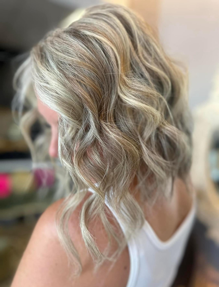 Shampoo/Blow Out