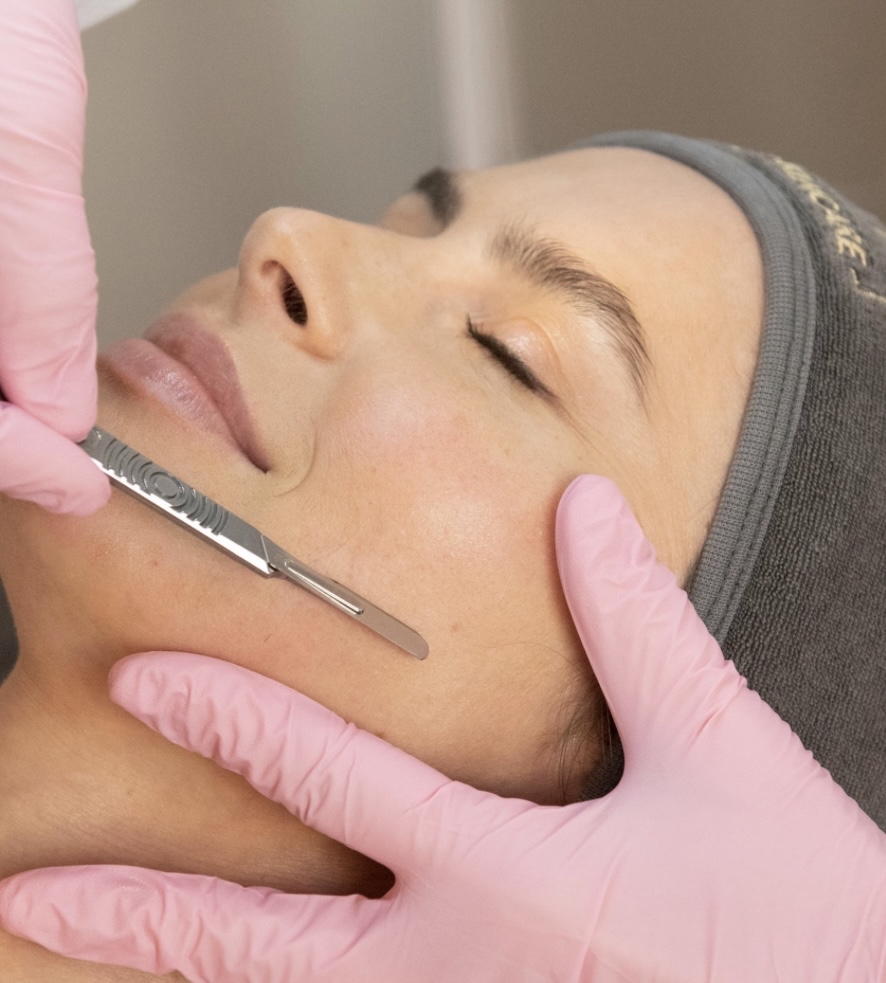 Mini Limpieza Con Dermaplanning✨ at The Lab Spa in Melbourne, FL