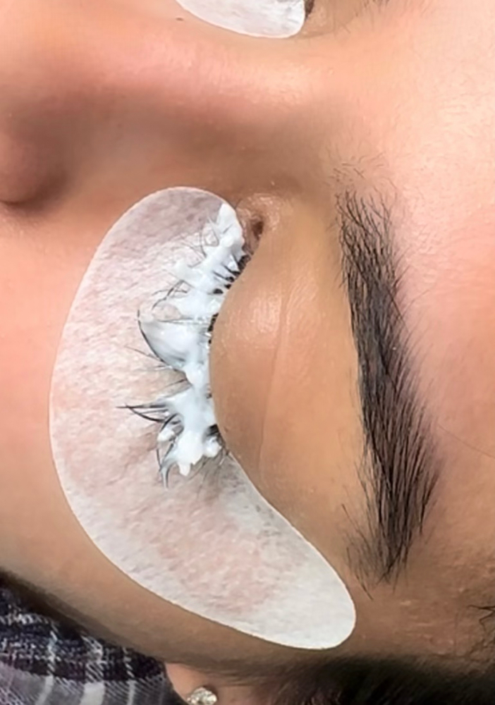 Lash Removal