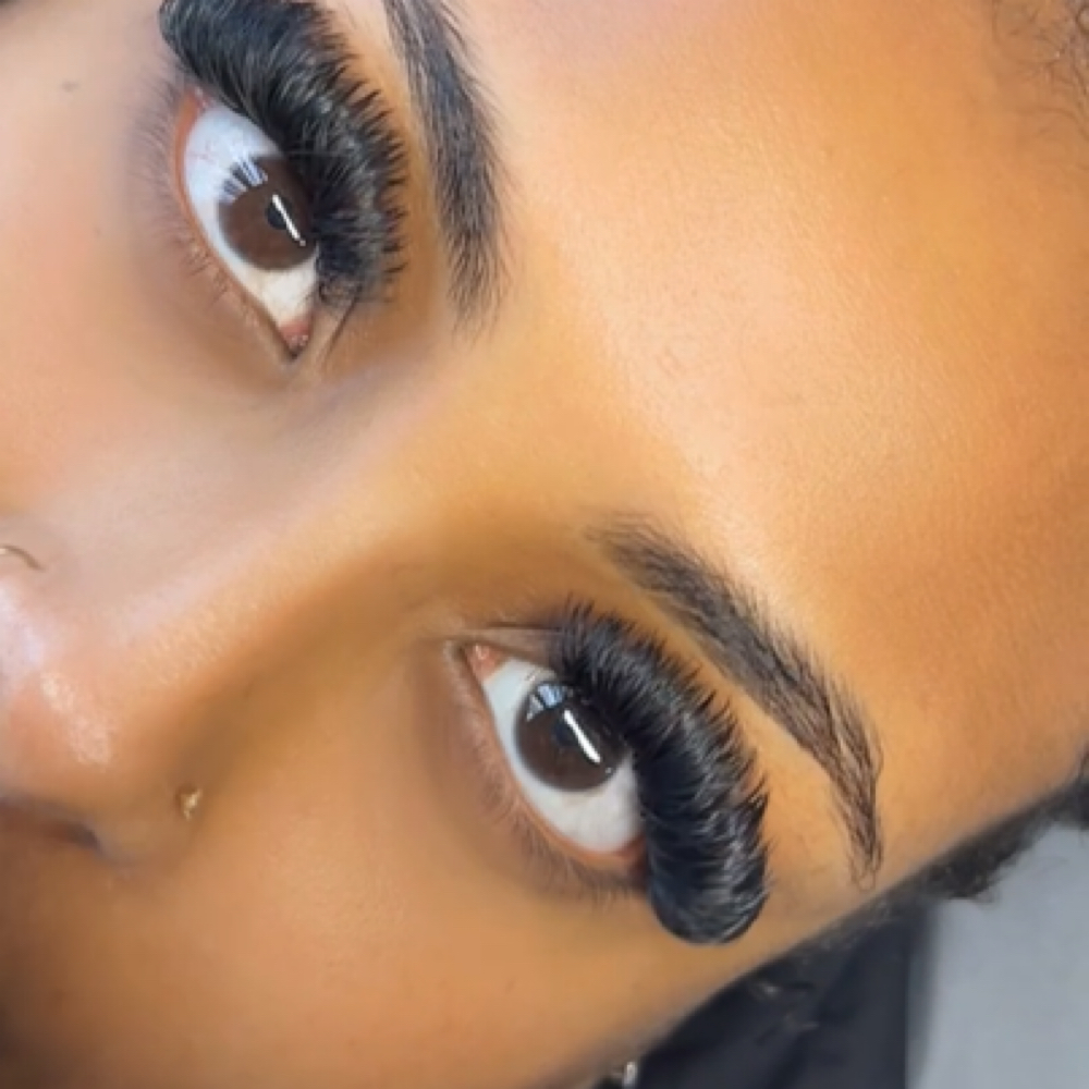 Volume Set at DesirableLashes in Seattle, WA