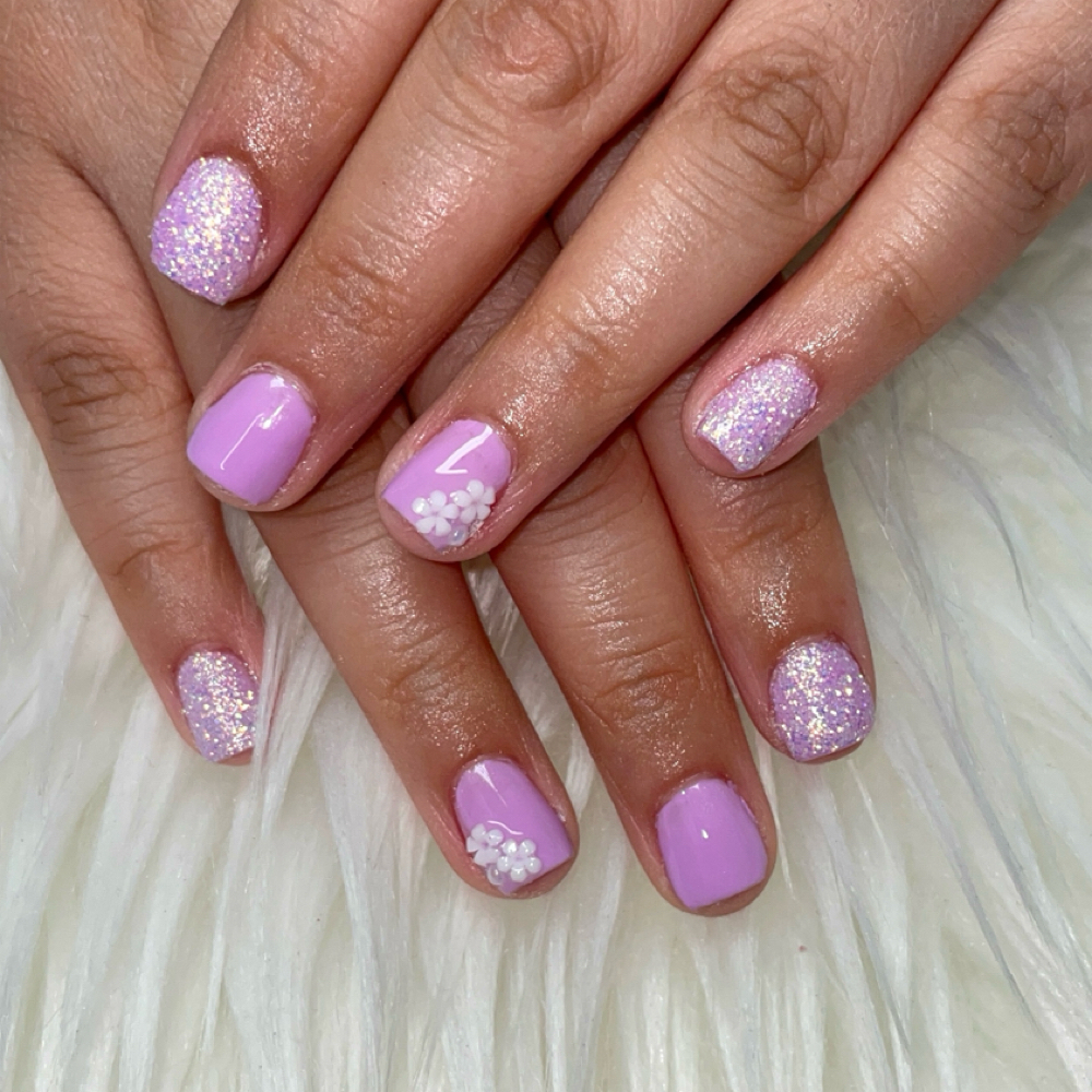 Kids Manicure at Lioness Clawz in Tucson, AZ