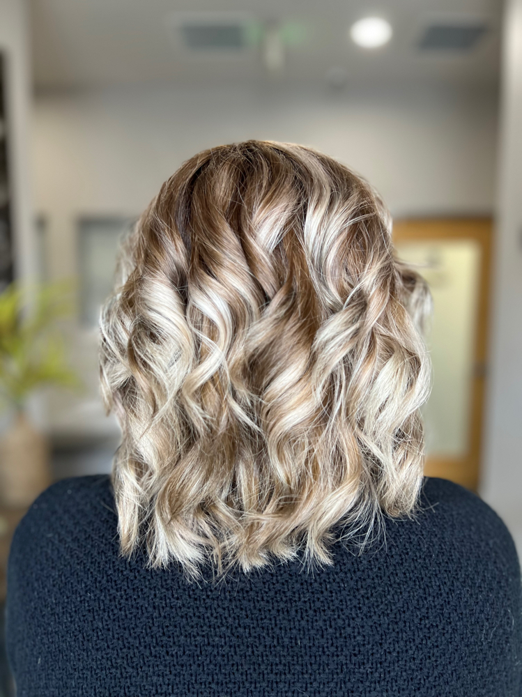 Root Touch Up With Blonding