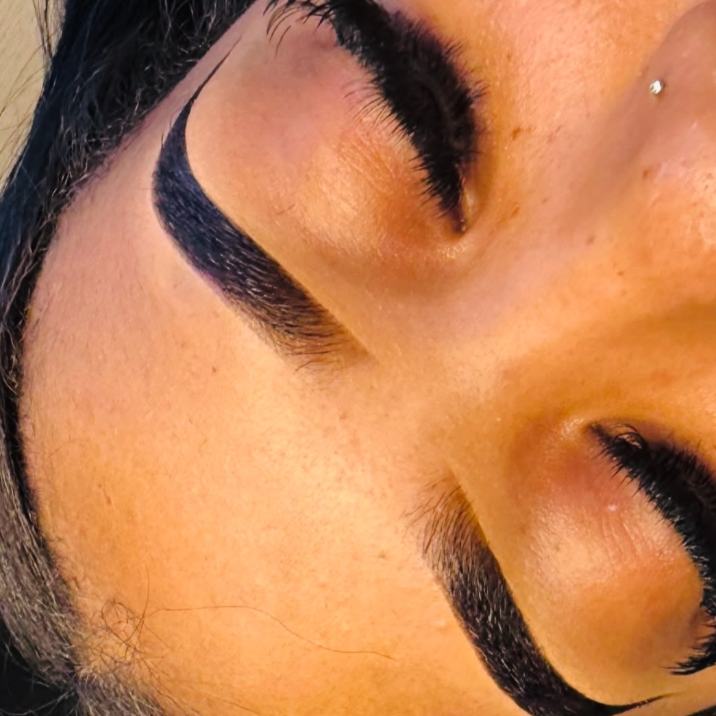 Eyebrow Tinting/Lamination at MD Skincare Aesthetics in Queens, NY