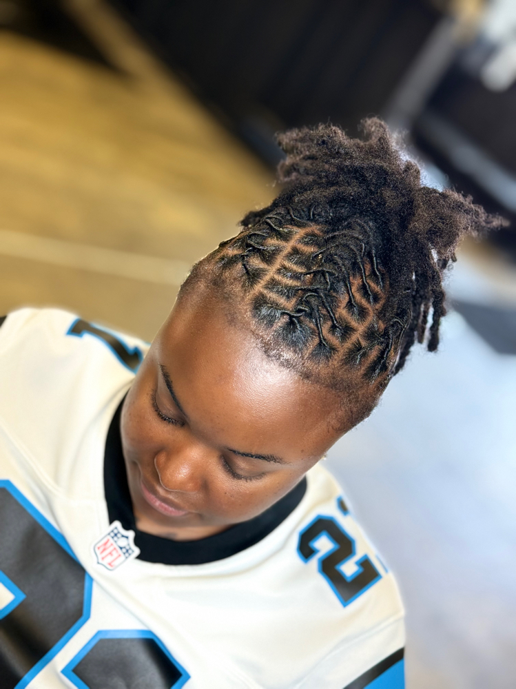 Wash, Retwist & Style (Shoulder)