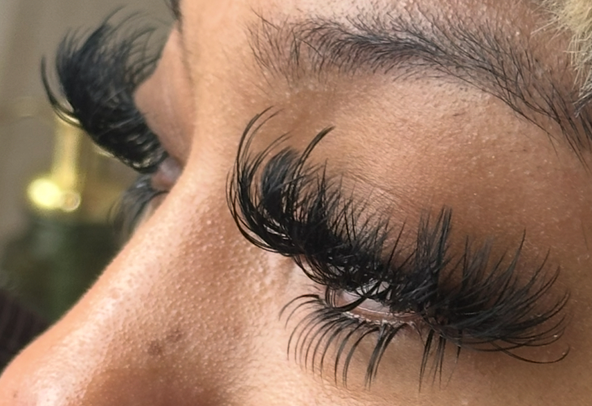 Volume Set at Pretty Bliinks By D. Pollock in Dallas, TX