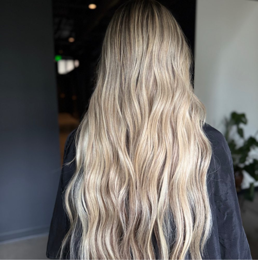 EXTENTION INSTALL at StylistKyleeGrace in Portland, OR