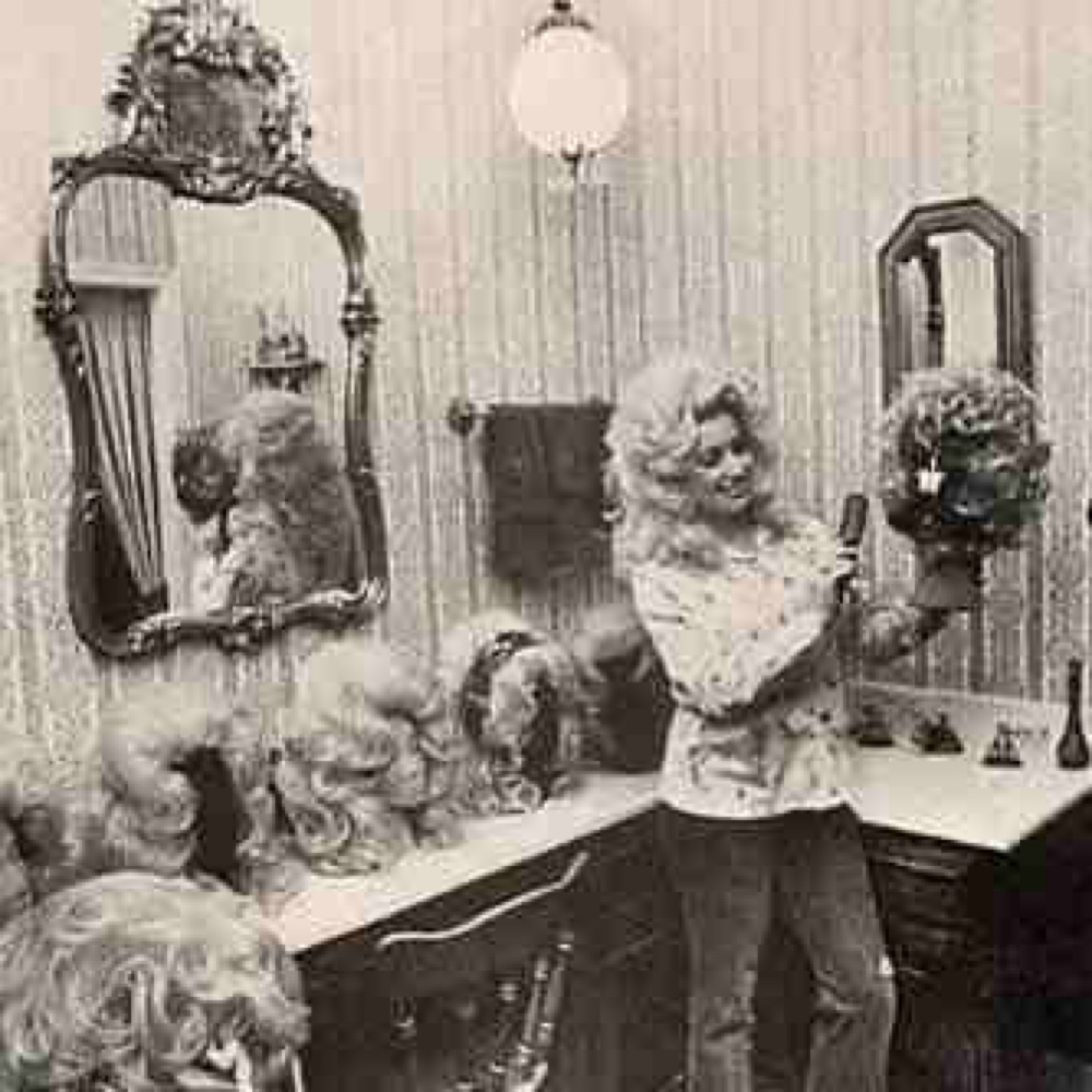 Blow Dry Style at Tara Bomba in Chicago, IL