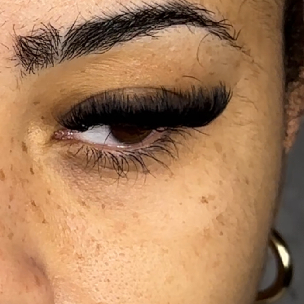 Mega Volume Full Set at Lashly Exclusive in Raleigh, NC