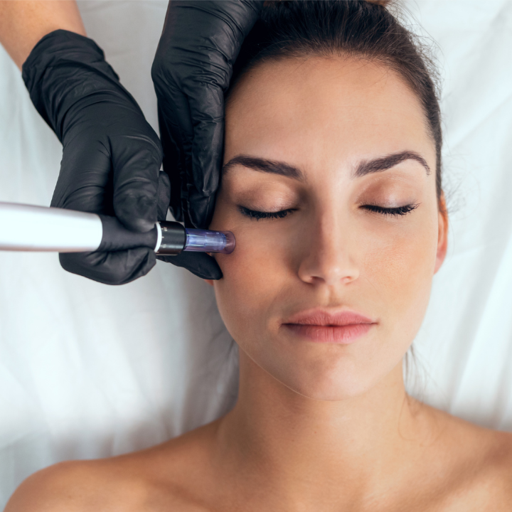 PDRN FACIAL (ADN DE SALMÓN) at CROWNED BY GRACE  "BEAUTY LOUNGE" in North Bergen, NJ