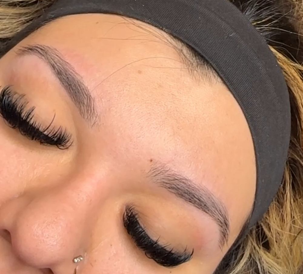 Eyebrow Threading at Lashedxgigi in Berwyn, IL