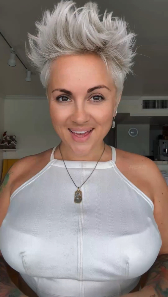 CONSUL-N/BUSINESS/EMOTIONAL SUPPORT