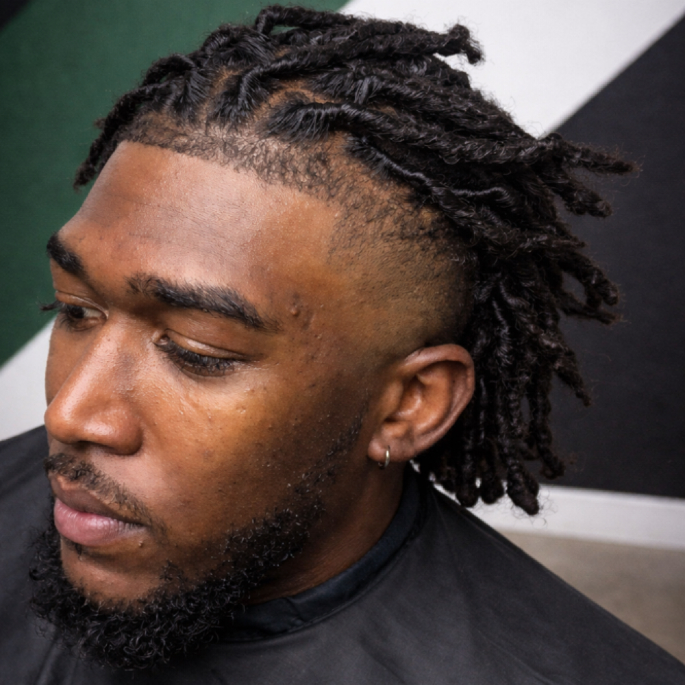 Mixxd Insta Locs at Mixxd loc n barber lounge in Arlington, TX