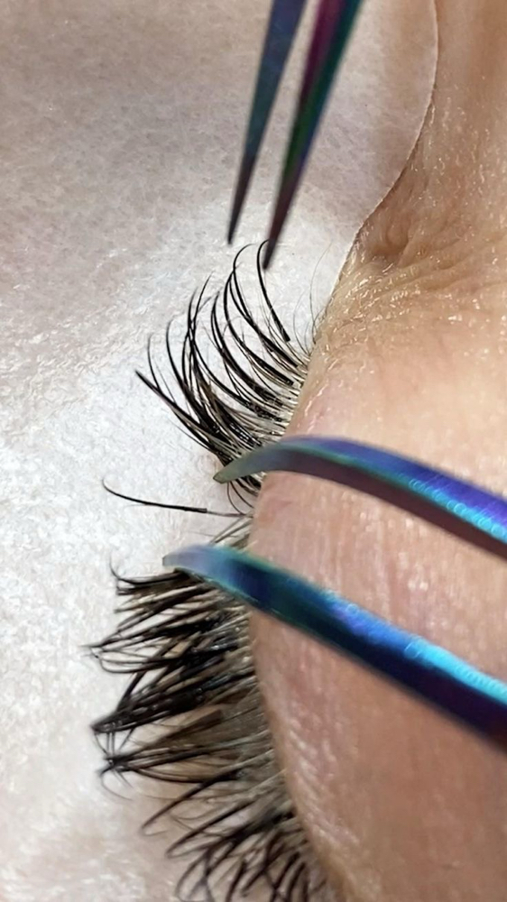 Eyelash Extension Removal